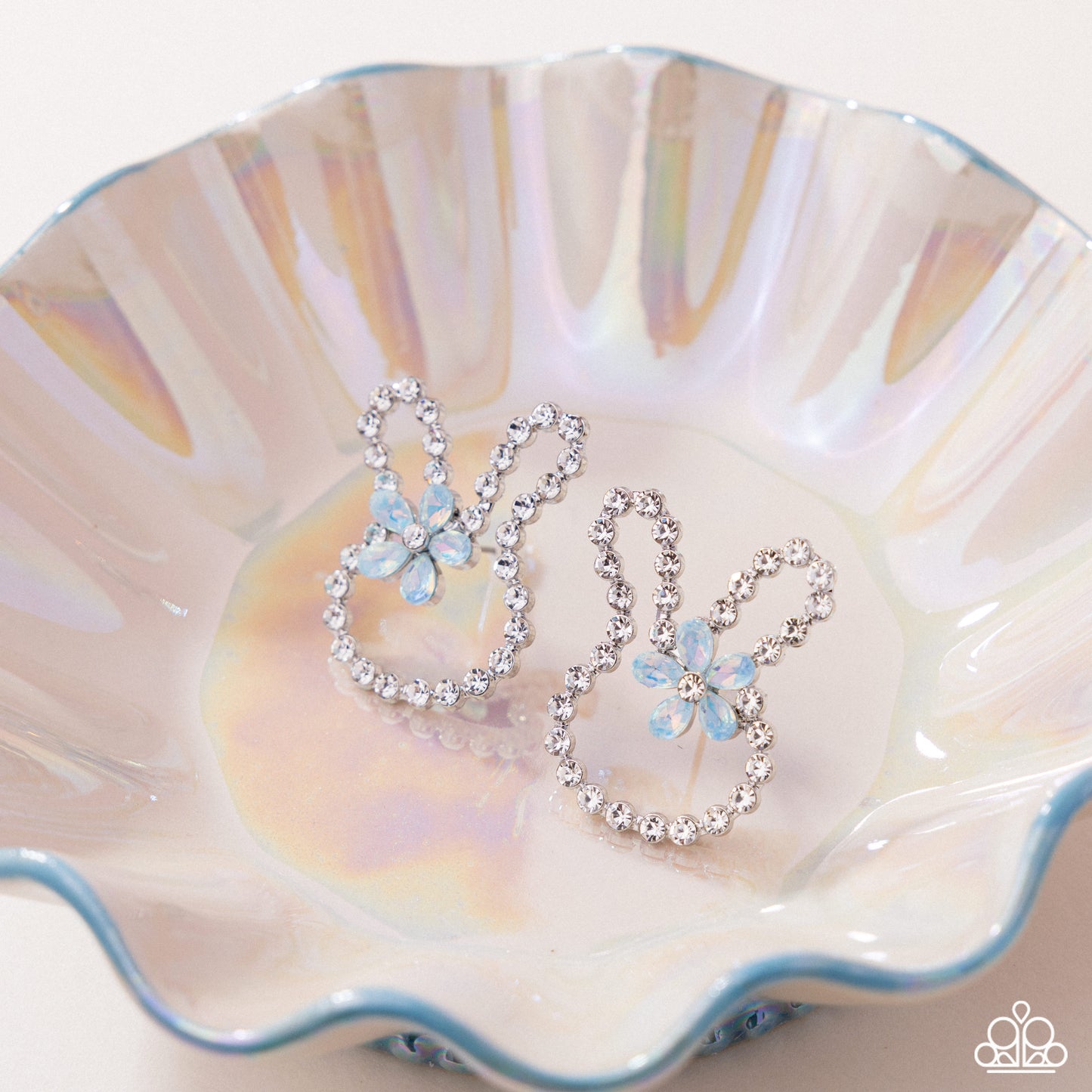 Bunny Backdrop - Blue Earring