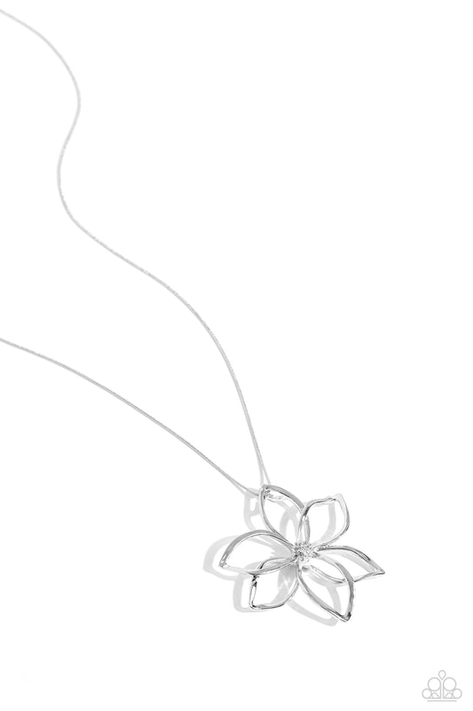 Flowering Fame - Silver Necklace