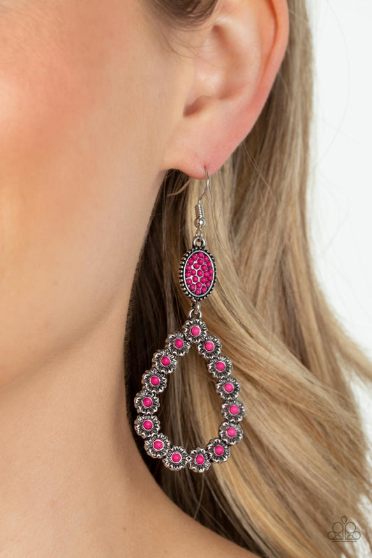 Farmhouse Fashion Show - Pink Earring