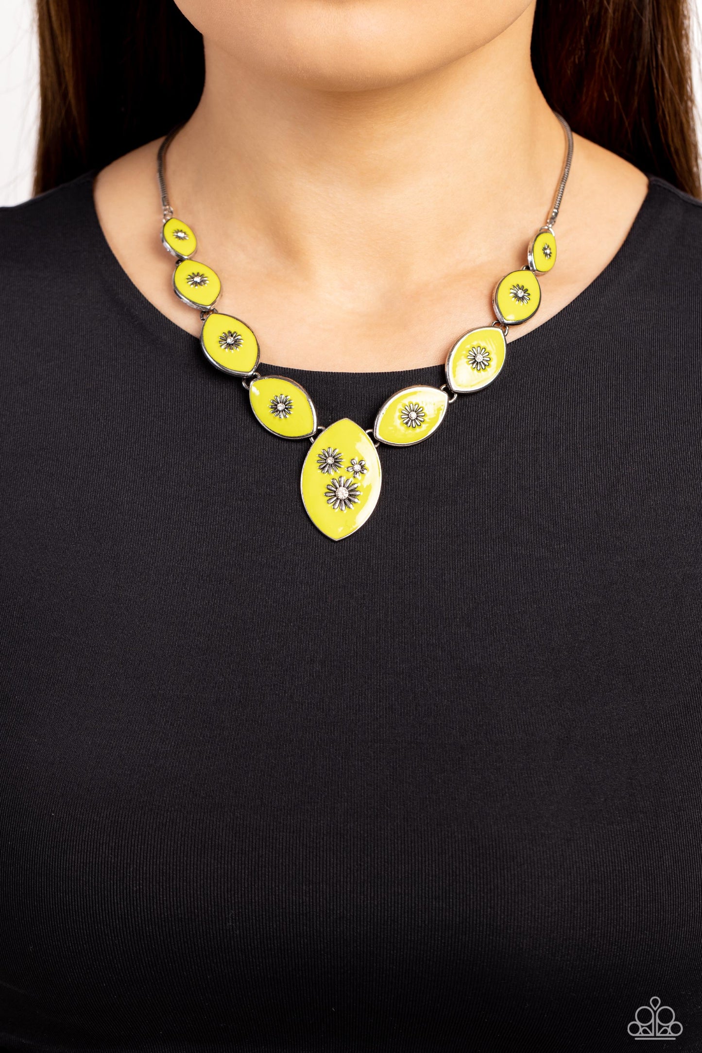 Pressed Flowers - Green Necklace