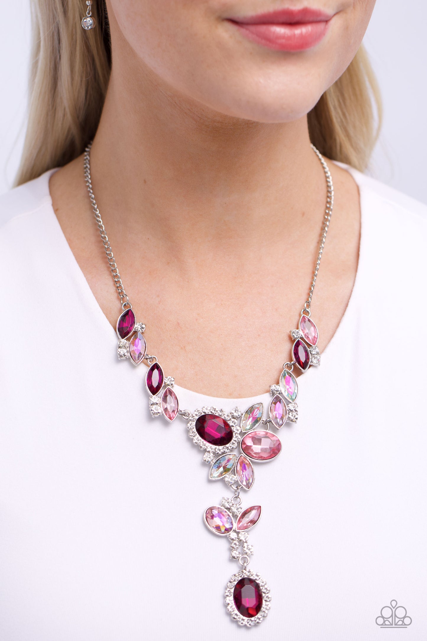 Generous Gallery - Pink Necklace